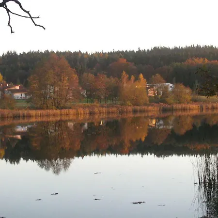 Obora 827